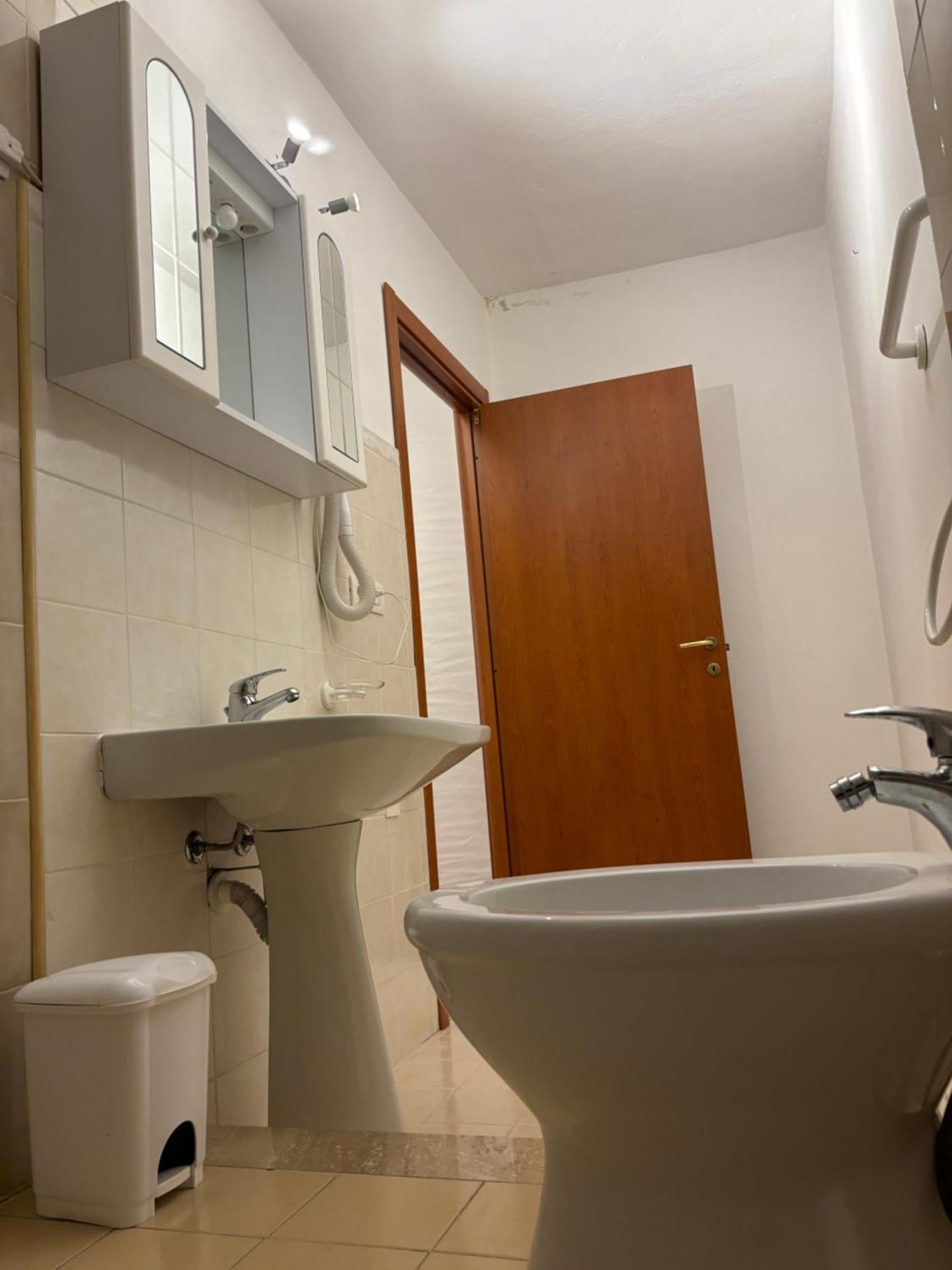 Il Terrazzino Iglesias Bed & Breakfast Luaran gambar