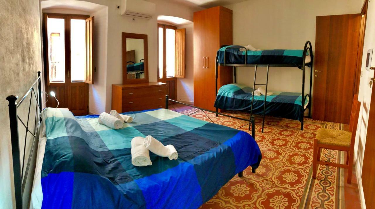 Il Terrazzino Iglesias Bed & Breakfast Luaran gambar